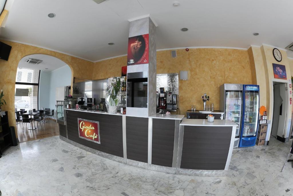 Hotel Ferrari Chiavari Ngoại thất bức ảnh